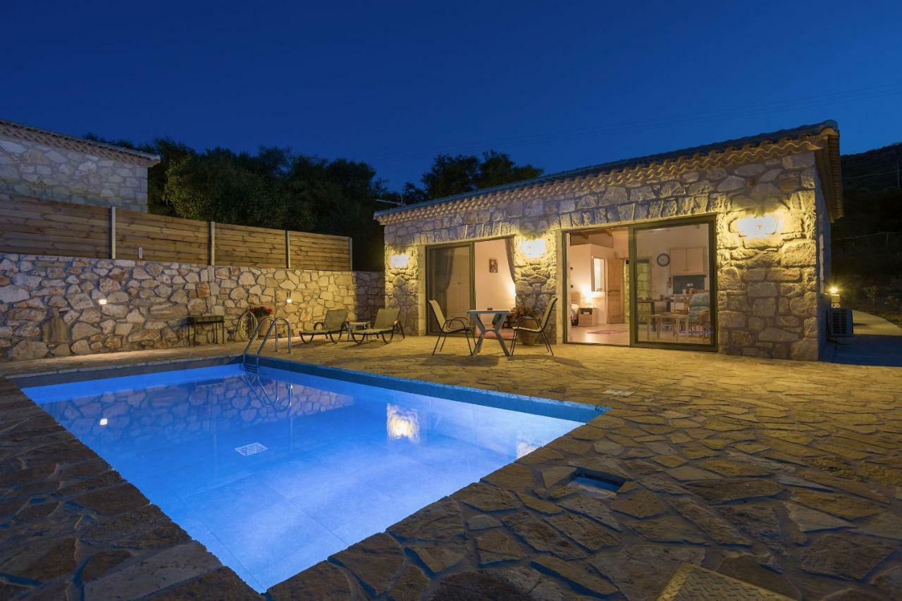 David'S Villas - Private Pool & Scenic Surroundings Vasilikí 外观 照片